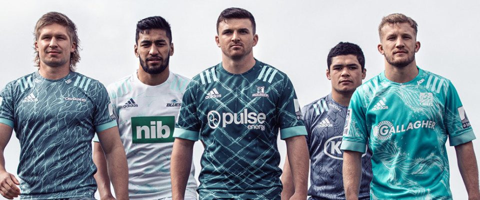 Los equipos de Super Rugby de Nueva Zelanda desvelan camisetas