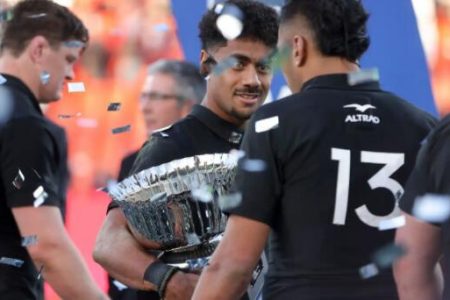 La estrella emergente de los All Blacks regresará después de que el sueño de la Copa Mundial de Rugby se arruinara por una lesión «horrenda»
